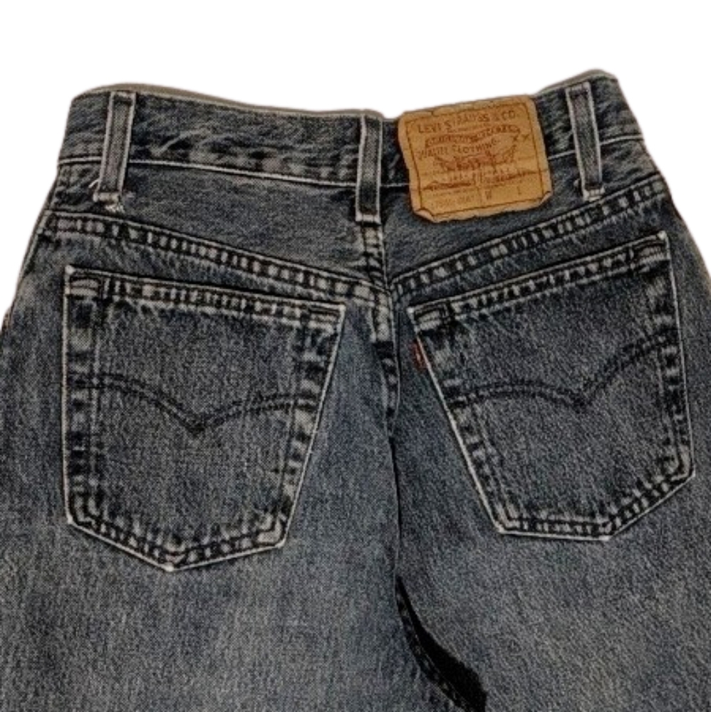 vintage  Levi’s 17501 high waist tapered mom jeans